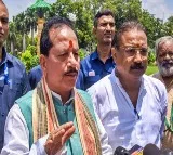 Cong spreading anarchy, Rahul a political villain: Vijay Sinha