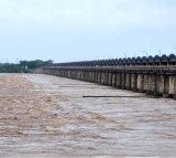 Krishna Godavari Rivers Overflowing 15 Lakh Cusecs into Sea