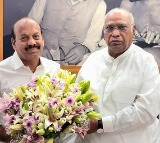 YSRCP MP Meda Raghunath Reddy Meets Kharge