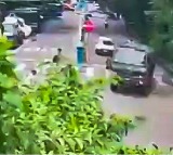 Indian Army truck driver booked for rash driving after escaping collision with Kolkata Police Commissioner's vehicle (Ld)