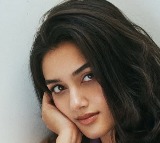 Top Three Heroines Special