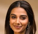 Meenakshi Chaudhary Special