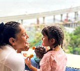 Bipasha Basu indulges in 'never ending' chats with her baby girl Devi