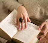 50 year old Chinese woman fulfills law school dream after fire accident