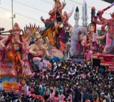 Over 100 mobile phones, several gold chains stolen during Lalbaugcha Raja immersion in Mumbai