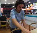 Tincho leaves laptop in China public place social experiment