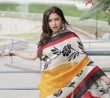 Bhagyashree adds her own charm to the retro viral song “Tadpaoge Tadpaalo”