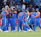 Pakistan 4 Wickets Down Axar Patel Dominates