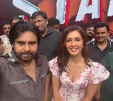 Pawan Kalyan Raashi Khanna Selfie from Ustaad Sets Goes Viral