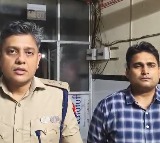 Four pilgrims die as tourist bus crashes into trailer in UP's Jaunpur