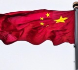 China facing severe economic difficulties experts say it wont collapse