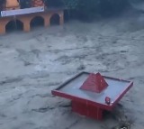 Uttarakhand Floods Houses and Cars Washed Away in Dehradun