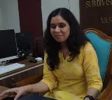 Ayushi Singh Blind IAS Officer Inspires with Success Story