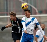 Football Head Kicks Harm Brain Study Reveals