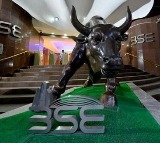 Stock market ends with gains this week over India-US trade talks, Fed rate cut