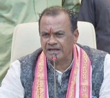 Komatireddy Venkat Reddy comments on Jagadish Reddy