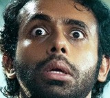 Sumathi Valavu Movie Review