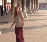 Kristen Fischer praises affordable Indian healthcare in viral video