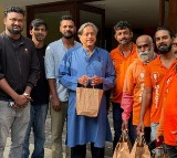 Shashi Tharoor Idli poem Swiggys clever response