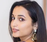 Srinidhi Shetty Special