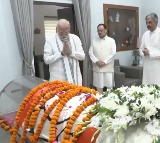 PM Modi pays last respects to veteran BJP leader Vijay Kumar Malhotra