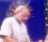 25 years in service, PM Modi thanks public for 'continuous trust and affection'