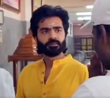 Simbu meditates at Vallalar temple in Vadalur