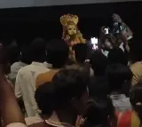 Rishab Shetty Kantara Theatre Spectacle Panjurli God Appearance Shocks Audience