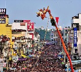 Paiditalli Ammavaru Sirimanu Utsavam Celebrated Grandly in Vizianagaram