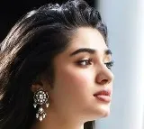Krithi Shetty Special