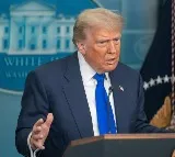 Gun to our head: Trump non-committal on talks as US shutdown continues