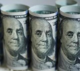 India's forex reserves stand at $699.96 billion