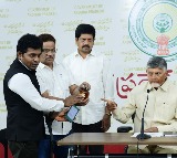 Andhra Pradesh CM announces SIT to probe spurious liquor case