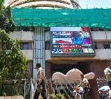 Sensex, Nifty slip in early trade amid global weakness