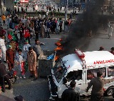 Pakistan: Four killed, 56 injured in violent clashes during TLP march in Muridke