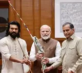 PM Modi Appreciates Ram Charans Work with Archery Premier League