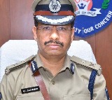 VC Sajjanar warns of cyber fraud during festival offers