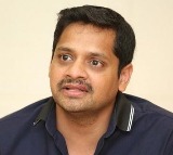 Bunny Vasu angry at BookMyShow over movie ratings