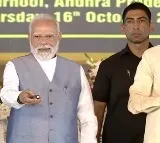 Narendra Modi launches projects worth crores in Nannur meeting