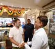 Ghantewala Owner Asks Rahul Gandhi About Wedding Plans