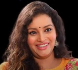 Renu Desai responds to criticism after Tiger Nageswara Rao movie