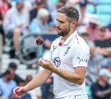 After international retirement, Woakes signs two-year deal with Warwickshire