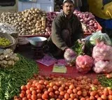 Pakistan pays heavily for Afghan conflict tomato prices jump to Rs 600 per kg