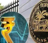RBI Sells Dollars and Buys Gold to Protect Rupee