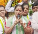 Kavitha Launches Janam Bata Apologizes to Martyrs Families