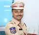 Hyderabad DCP Sai Chaitanya fires on thieves in Chaderghat