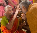 VP Radhakrishnan takes time out of busy schedule to meet his mother in Tiruppur