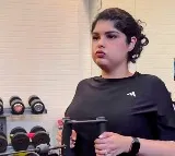 Anshula Kapoor reflects on the love-hate relationship with her body