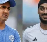 Does Gautam Gambhir Have Problem With Arshdeep Singh India Head Coach Blasted By Fans