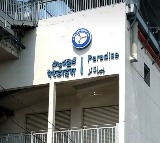Hyderabad Man Attempts Suicide at Paradise Metro Station